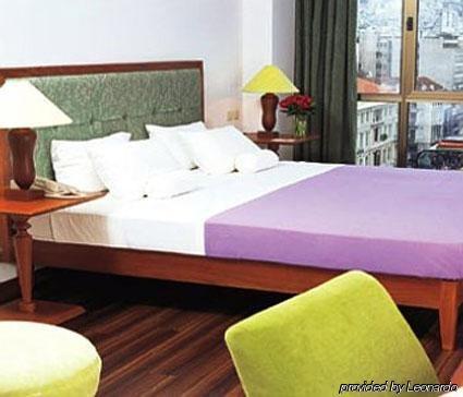 Hotel 2Fashion House Athens Room photo
